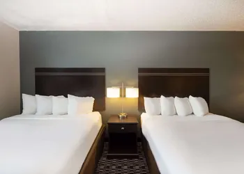Wingate by Wyndham Gillette hotel thumbnail 6