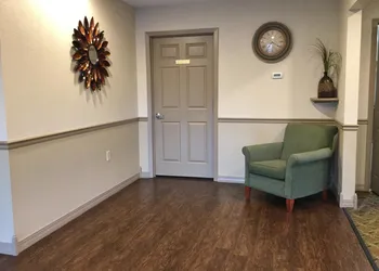 Americas Best Value Inn & Suites Maumelle North Little Rock hotel thumbnail 3