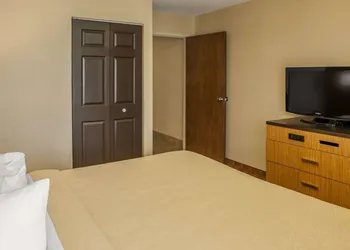 Quality Inn Franklin I-65 hotel thumbnail 6