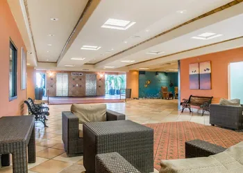 Sunchase Inn & Suites hotel thumbnail 2