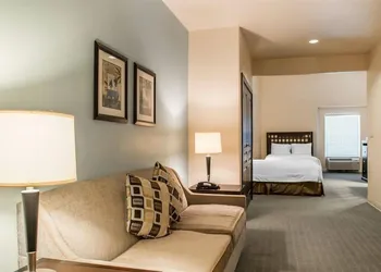 Sunchase Inn & Suites hotel thumbnail 6