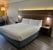 Holiday Inn Express Hotel & Suites San Dimas by IHG hotel detail image 5
