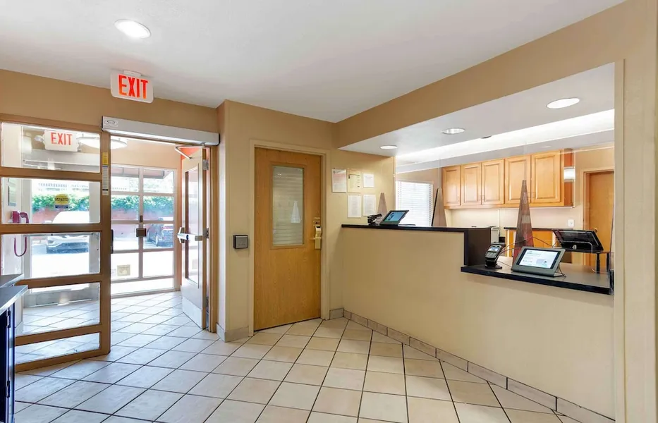 Extended Stay America Select Suites Atlanta Marietta Wildwoo hotel detail image 2