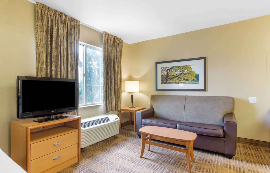 Extended Stay America Select Suites Atlanta Marietta Wildwoo hotel detail image 6