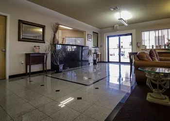 University Inn & Suites San Antonio hotel thumbnail 3
