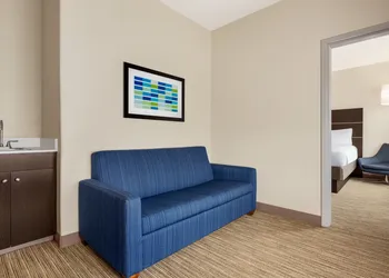 Holiday Inn Express & Suites San Antonio NW - Medical Area by IHG hotel thumbnail 6