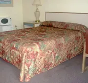 New Sea Breeze Motel hotel detail image 4