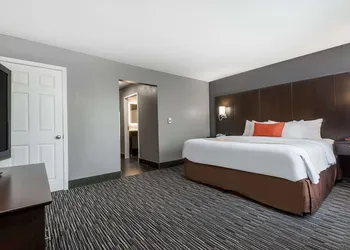Hawthorn Extended Stay by Wyndham Columbus West hotel thumbnail 3