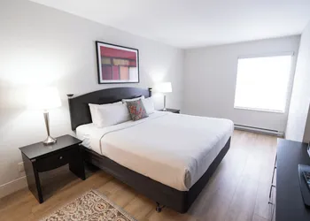 Les Suites Hotel Ottawa hotel thumbnail 3