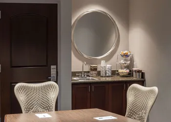 Hampton Inn & Suites Oklahoma City-Bricktown hotel thumbnail 5