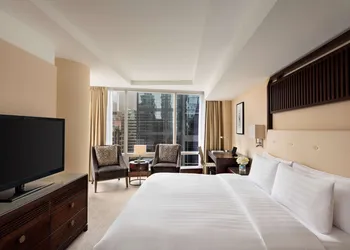 Shangri-La Toronto hotel thumbnail 7