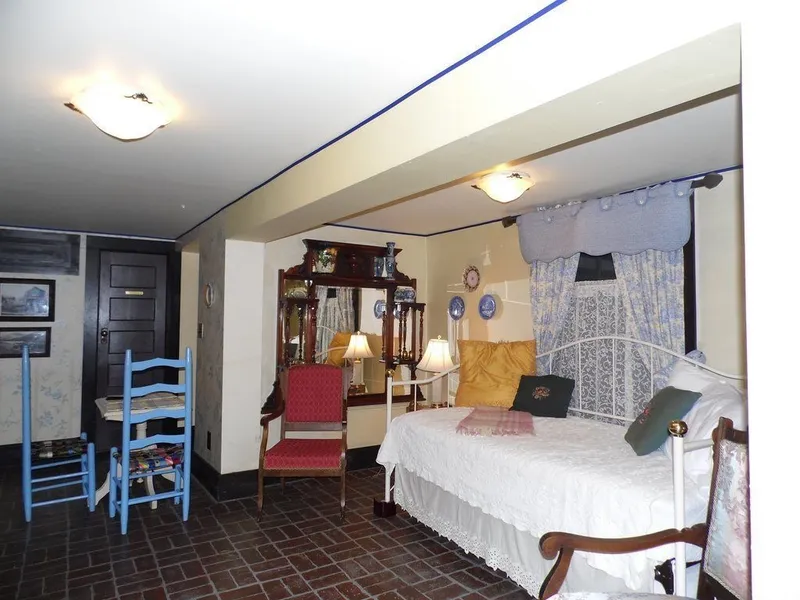 Alaska Heritage House Bed and Breakfast hotel detail image 6