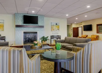 Best Western Plus Dubuque Hotel & Conference Center hotel thumbnail 2
