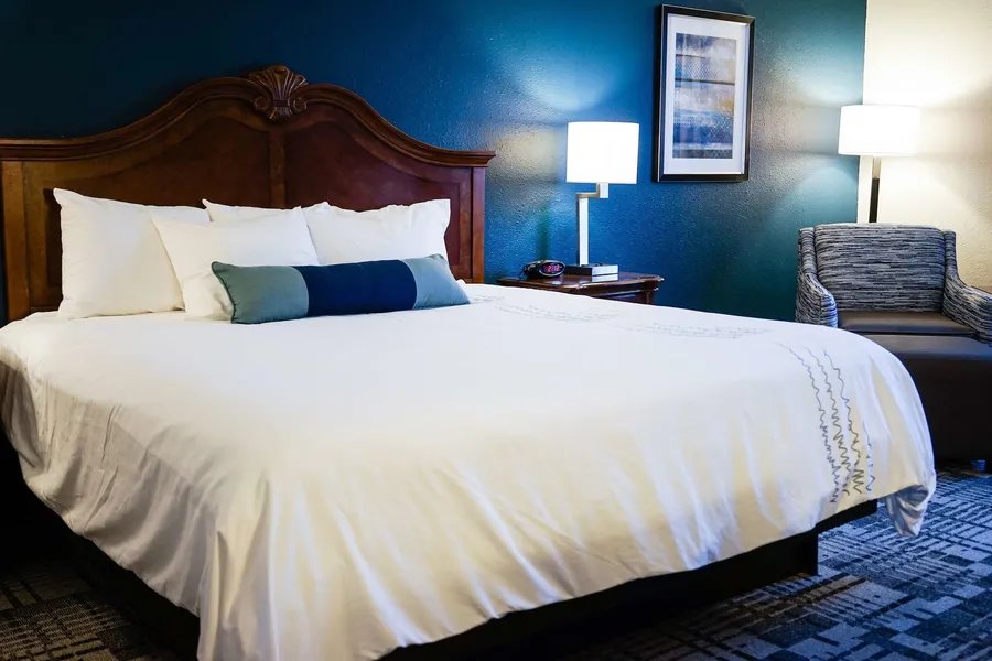 Best Western Plus Dubuque Hotel & Conference Center hotel detail image 6