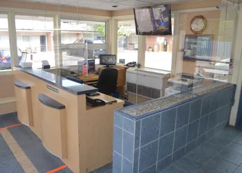 Travelodge by Wyndham Niagara Falls at the Falls hotel thumbnail 3