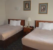 Travelodge by Wyndham Niagara Falls at the Falls hotel detail image 7