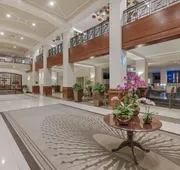 Capital Hilton hotel detail image 3