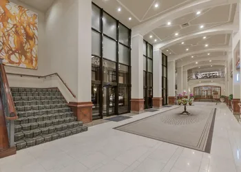 Capital Hilton hotel thumbnail 4
