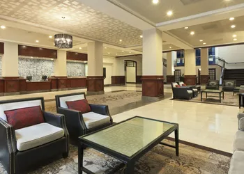 Capital Hilton hotel thumbnail 6