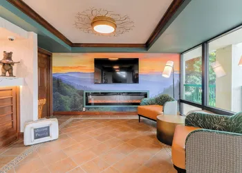 Quality Inn Near the Island Pigeon Forge hotel thumbnail 3