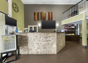 Best Western Airport Albuquerque InnSuites Hotel & Suites hotel thumbnail 3