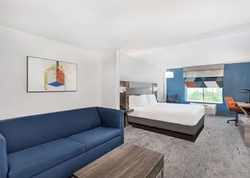 Holiday Inn Express Hotel & Suites Columbus at Northlake by IHG hotel thumbnail 5