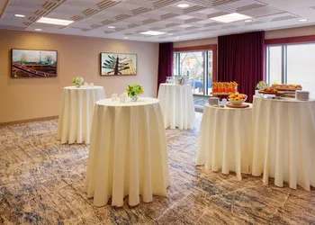 Courtyard by Marriott Portland City Center hotel thumbnail 4