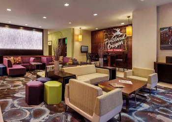 Courtyard by Marriott Portland City Center hotel thumbnail 7