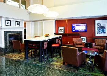Hampton Inn by Hilton Ottawa hotel thumbnail 3