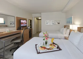 Holiday Inn Washington-Central/White House by IHG hotel thumbnail 3