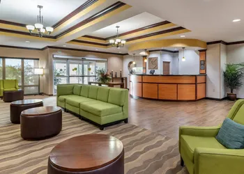Comfort Suites Vicksburg hotel thumbnail 4