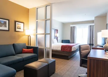 Comfort Suites Vicksburg hotel thumbnail 8