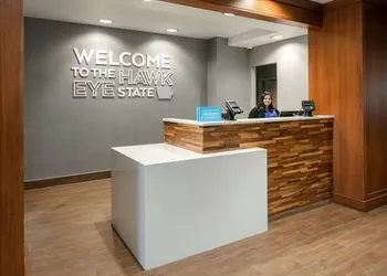 Hampton Inn Council Bluffs hotel thumbnail 2