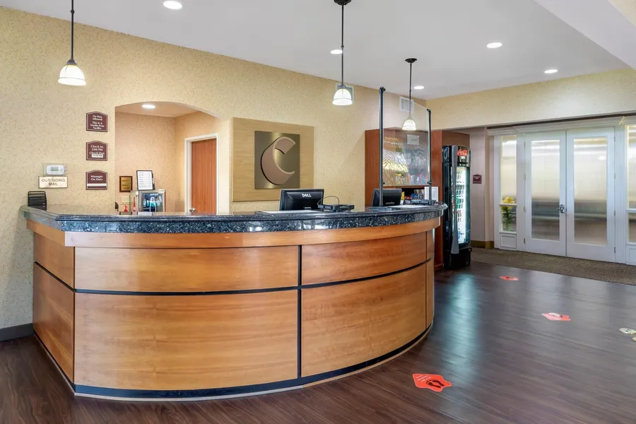 Comfort Suites Eugene University hotel detail image 2