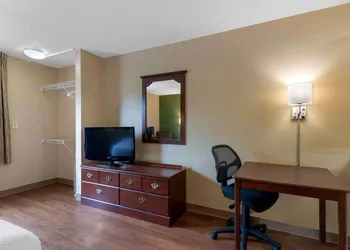 Extended Stay America Suites Atlanta Perimeter Crestline hotel thumbnail 6