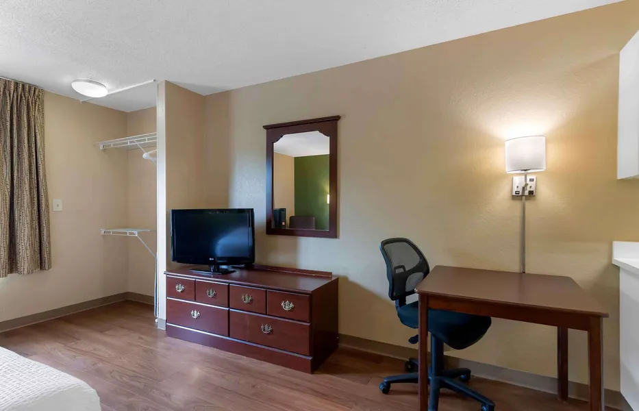 Extended Stay America Suites Atlanta Perimeter Crestline hotel detail image 6
