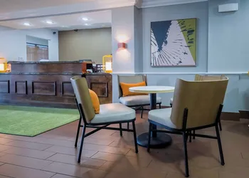 Spark by Hilton Montgomery EastChase hotel thumbnail 7