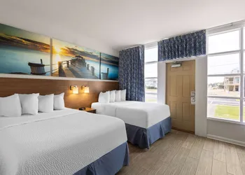 Days Inn by Wyndham Kill Devil Hills Oceanfront - Wilbur hotel thumbnail 6