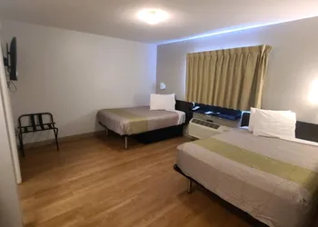Studio 6 Extended Stay - Richmond, VA - I-64 West hotel thumbnail 4