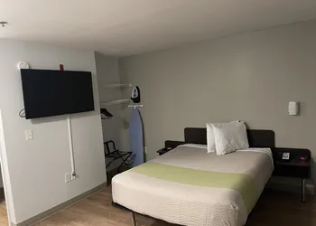 Studio 6 Extended Stay - Richmond, VA - I-64 West hotel thumbnail 7