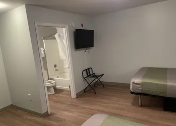Studio 6 Extended Stay - Richmond, VA - I-64 West hotel thumbnail 8