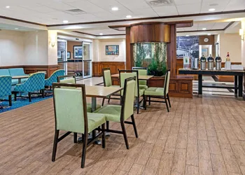 La Quinta Inn & Suites by Wyndham Corpus Christi-N Padre Isl hotel thumbnail 4