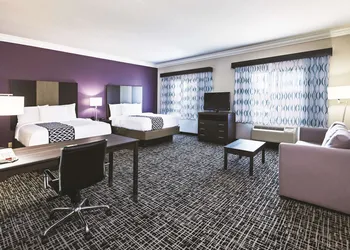 La Quinta Inn & Suites by Wyndham Corpus Christi-N Padre Isl hotel thumbnail 8