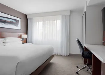 Delta Hotels by Marriott Burlington hotel thumbnail 5