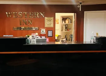 Western Inn Lakewood Tacoma hotel thumbnail 2