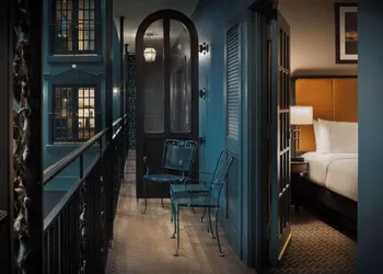 DoubleTree Suites by Hilton Hotel Lexington hotel thumbnail 7