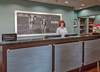 Hampton Inn & Suites Clarksville hotel thumbnail 4