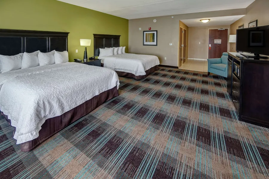 Hampton Inn & Suites Clarksville hotel detail image 6