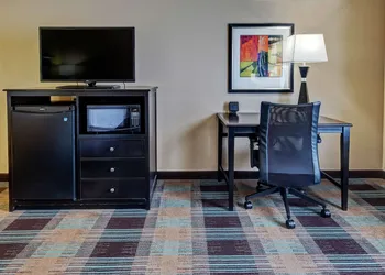 Hampton Inn & Suites Clarksville hotel thumbnail 7