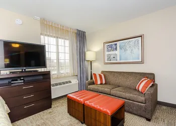 Staybridge Suites Grand Forks by IHG hotel thumbnail 8